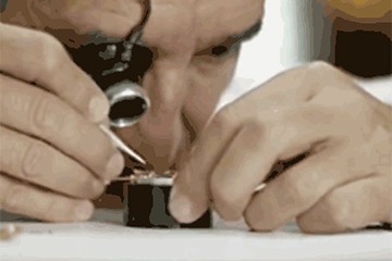 宁波欧米茄手表为什么上了发条还不走