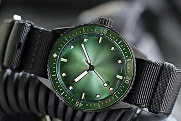 宁波欧米茄石英表为什么走快